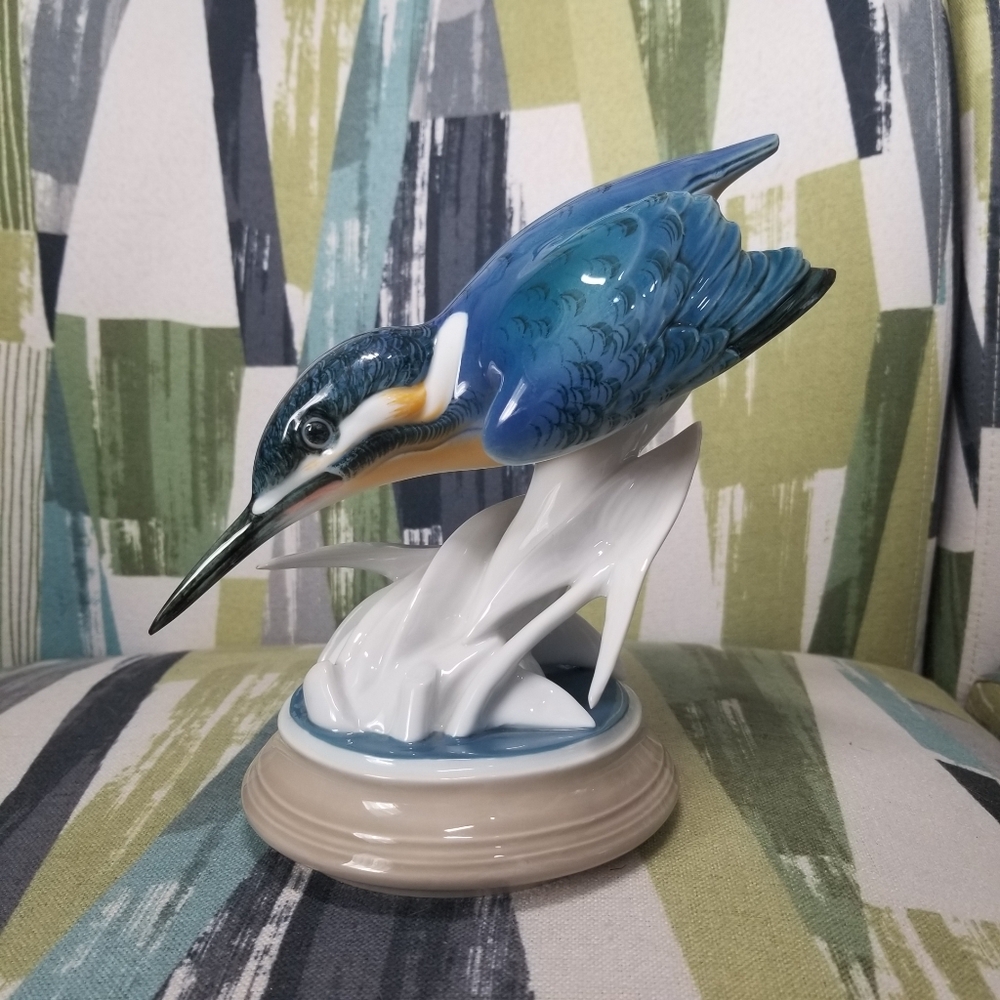 Royal Dux Bohemia Porcelain Kingfisher Alcedo Atthis Figurine LE Handpainted Vtg